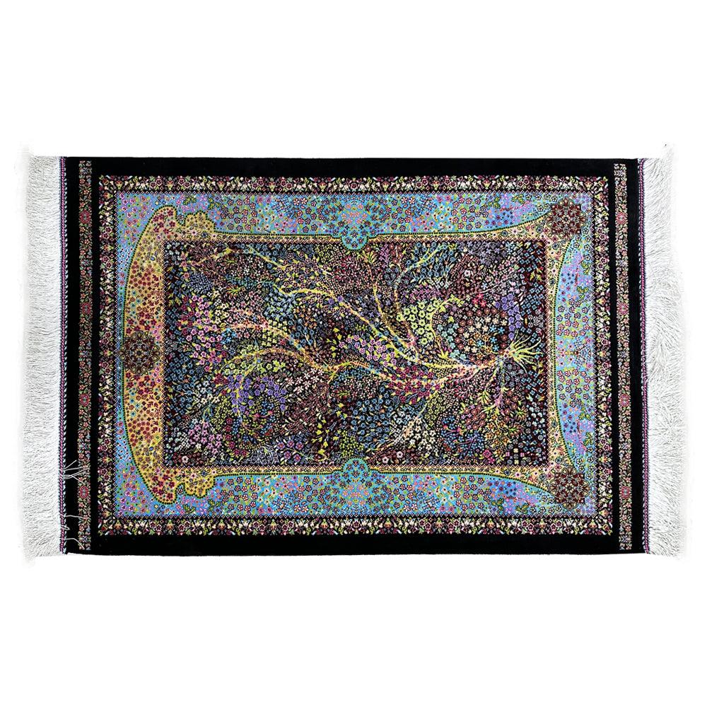 High Quality Hand-knotted Rug in Black Colour and Natural Silk - ChicMozaic