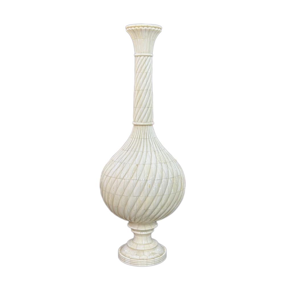 Handmade vase of wood - ChicMozaic